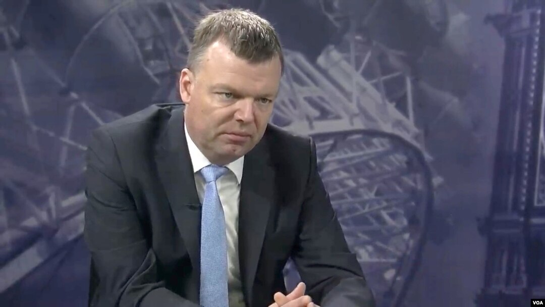 Aleksandar Hag, zamenik šefa misije OEBS-a u 