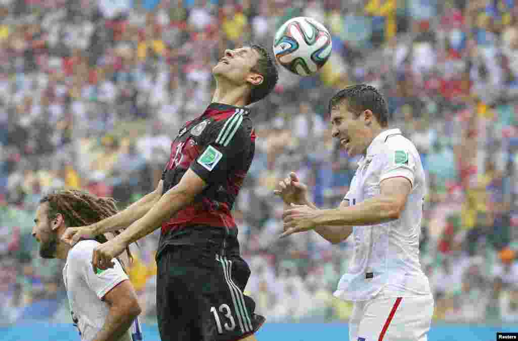 برازیل فٹ بال ورلڈکپ کے گروپ جی کے کھیل میں جرمنی نے یو ایس اے کو 0+1 سے شکست دی