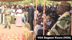 La sécurité est bien visible lors de cette campagne, comme ici lors du meeting du maire de Moundou Laoukein Kourayo Médard à la place Fest Africa, N’Djamena, 6 avril 2016.