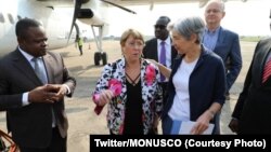 Haut-Commissaire ya Nations unies mpo na makoki ya bomoto, mwana mboka Chili Michelle Bachelet (2e G) ma bokomi bwa ye na Bunia, na Ituri, 23 janvier 2020. (Twitter/MONUSCO)