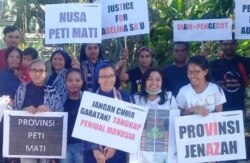 Masyarakat NTT menuntut keadilan bagi Adelina Sau pada aksi Sabtu, 4 Mei 2019 di Kupang (courtesy: Ardy Milik)