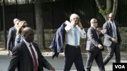 ລມຕ ຕ່າງປະເທດ ສະຫະລັດ ທ່ານ John Kerry ເດີນທາງໄປເຖິງ ສະຖານທູດ ສະຫະລັດ ທີ່ ຊາອຸດີ ອາເຣເບຍ 