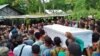 Prosesi pemakaman jenazah Adelina Sau, TKI asal provinsi NTT yang meninggal di Malaysia. (Foto: courtesy)