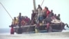 Insurgência em Cabo Delgado: Muitos usam barcos para escapar das atrocidades.