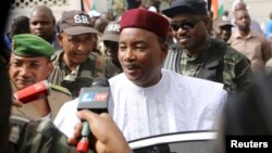 Presiden Niger Mahamadou Issoufou tidak meraih suara mayoritas dalam pilpres putaran pertama (foto: dok).