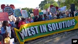 Protestos contra a decisão americana, Washington 