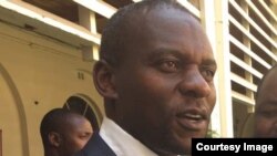 Mumiriri weMbizo muparamende, VaSettlement Chikwinya ndemumwe wevadare vasungwa zvakare.