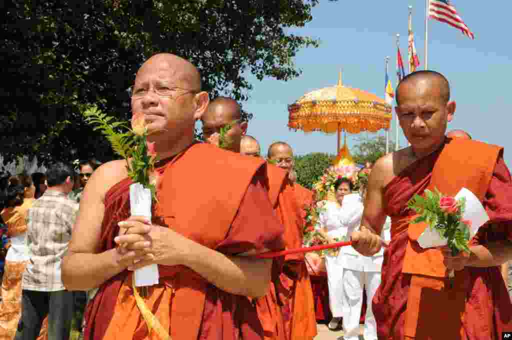 Buddha Relics Celebrations at Cambodian Temple - Silver Spring 2010