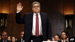 El fiscal general de EE.UU., William Barr, testifica ante la Comisión Judicial del Senado el miércoles, 1 de mayo de 2019.