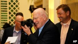 Senator Patrick Leahy di Havana, Kuba, Sabtu (27/6) setelah konferensi pers.