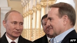 Виктор Медведчук и президент РФ Владимир Путин. Архивное фото