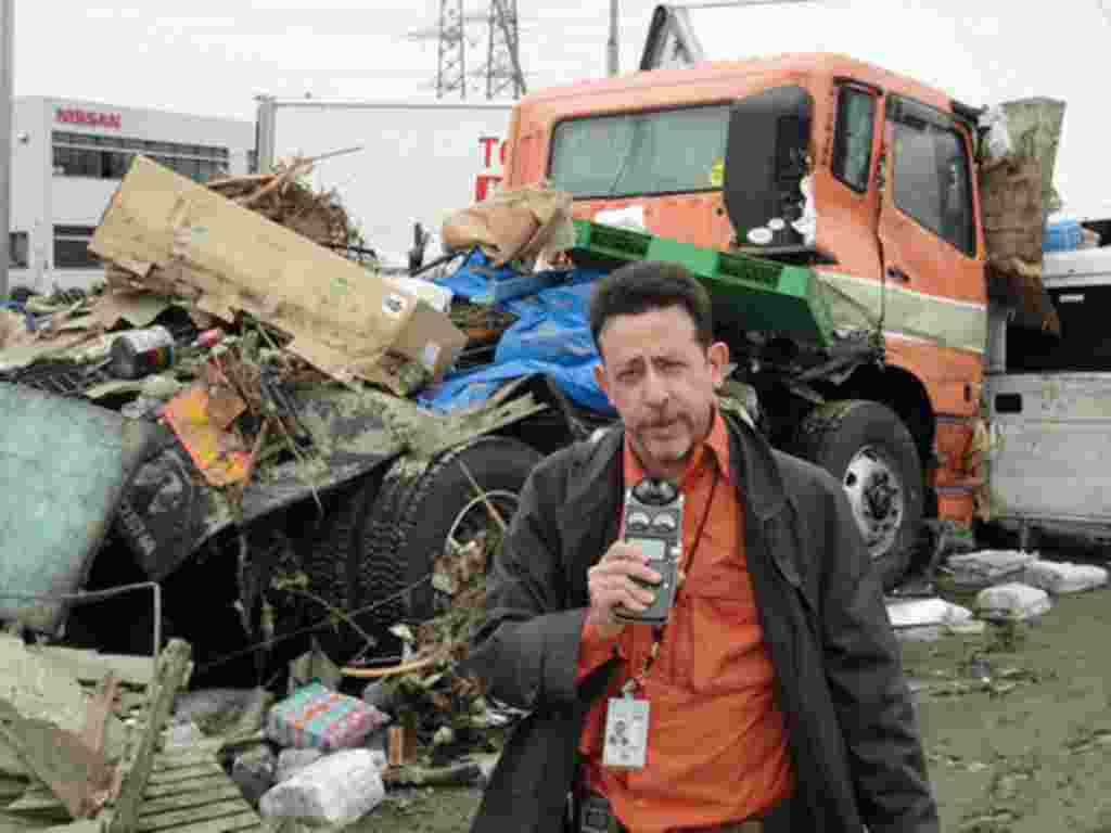 Steve Herman, de la Voz de América, es uno de los primeros periodistas del mundo occidental en visitar la planta nuclear de Fukushima.