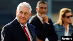 Rex Tillerson arrive à Mexico City au Mexique le 22 février 2017. 