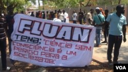 Estudantes protestam contra preço de propinas, Luanda, Angola (Foto de Arquivo)