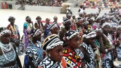 Festa da puberdade no Namibe - 3:47