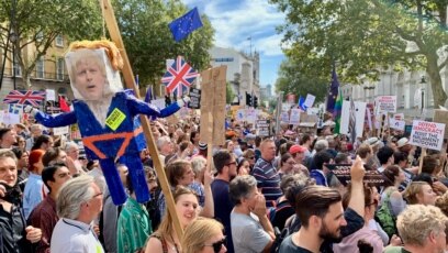 Người dân London biểu tình phản đối quyết định của Thủ tướng Anh Boris Johnson đình chỉ nghị viện, ngày 31 tháng 8, 2019.