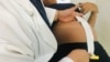 Venezuela es el país suramericano con mayor índice de embarazo adolescente, según cifras de organismos internacionales de la salud. (Gustavo Ocando, VOA)