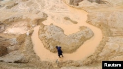 Một mỏ đất hiếm ở tỉnh Giang Tây, Trung Quốc