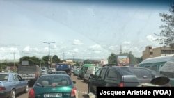 L’ambiance au dernier jour de la campagne pour la présidentielle du dimanche 29 juillet, à Bamako, Mali, 27 juillet 2018. (VOA Afrique/Jacques Aristide)