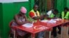 Angolanos dizem não confiar nos políticos