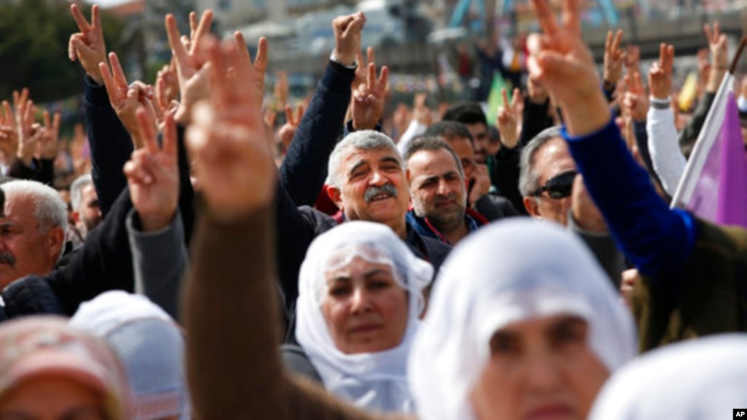 Son sürecin işaret fişeği, o gün tam adı konmamış olsa da Cumhurbaşkanı Recep Tayyip Erdoğan’ın geçen yılki 30 Ağustos konuşmasında geldi.
