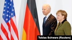 Angela Merkel i Joe Biden, tada potpredsjednik SAD, Berlin, 1. Februar 2013.