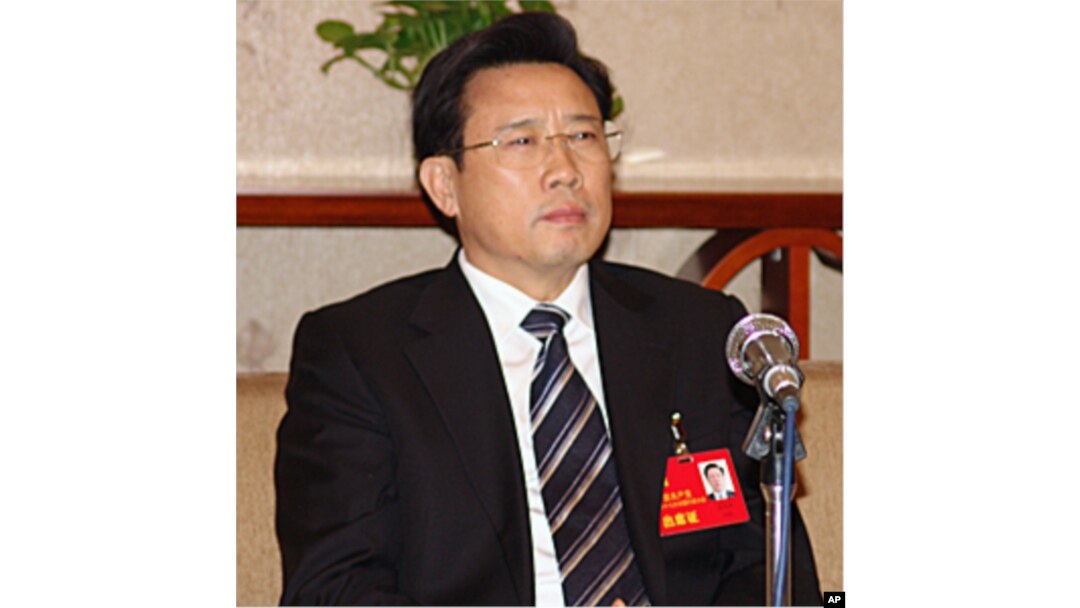 中国首富大款党员梁稳根