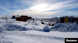 Russian scientists before drilling began into the prehistoric sub-glacier Lake Vostok, Jun. 29, 2010. 