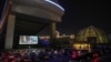 دبئی: لاک ڈاؤن سے پریشان شہریوں کے لیے 'ڈرائیو ان' سنیما کھولنے کا اعلان