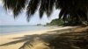 Panorama de uma das praias de São Tomé, na Ilha de São Tomé (Arquivo)