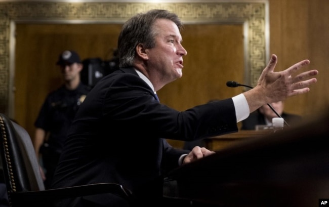 Brett Kavanaugh nominado para la Corte Suprema de EE.UU. asistiÃ³ a la audiencia por su confirmaciÃ³n el 27 de septiembre de 2018 ante la ComisiÃ³n Judicial del Senado.