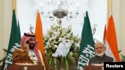 Prince Mohammed bin Salman na Waziri Mkuu wa India Narendra Modi at Hyderabad House, New Delhi, India, Feb. 20, 2019. 