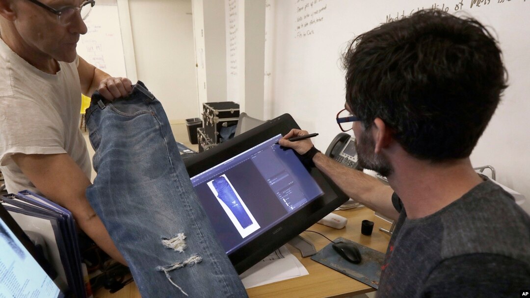 levi strauss going public