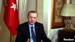 Le président turc Recep Tayyip Erdogan, lors d'une interview à Istanbul le 19 décembre 2016