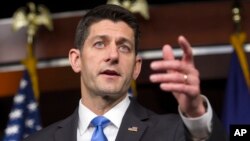 Ketua DPR AS, Paul Ryan hari Jumat (7/10) meminta Trump untuk tidak hadir dalam kampanyenya (foto: dok).