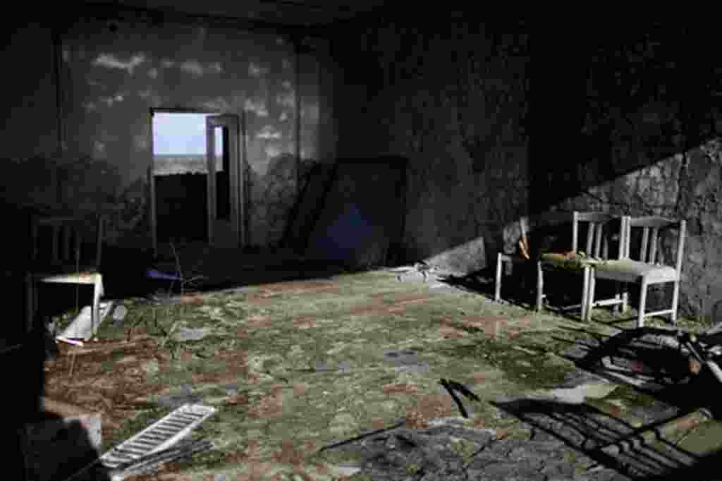 Uno de los cuartos abandonados en un hotel de Pripyat.