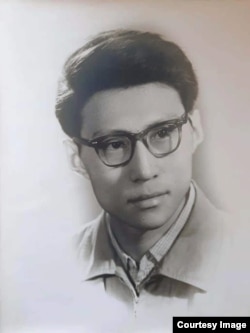 1962年毕业于上海音乐学院时的王西麟。（王西麟提供照片）