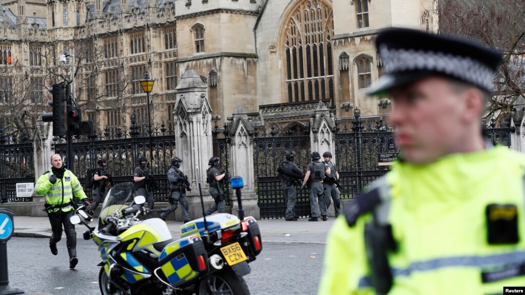 Londër, të paktën 4 të vrarë në incident terrorist pranë parlamentit