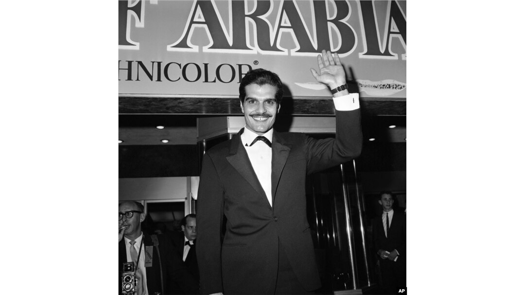 FILE - Sharif arrives for the 'Lawrence of Arabia' premiere in Hollywood in 1962.