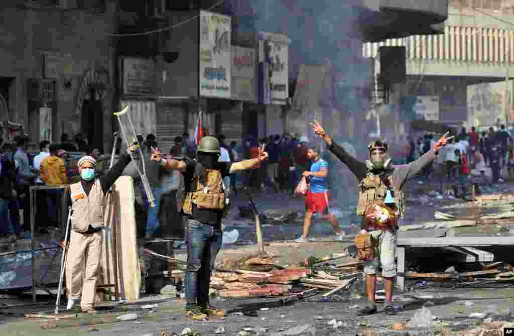 تظاهرات و حضور مردم معترض در خیابان&zwnj;های شهر بغداد ادامه دارد. عفو بین الملل خواستار پایان خشونت دولت علیه مردم شده است.
