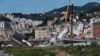 Troisième nuit de recherches parmi les décombres après la catastrophe de Gênes