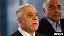 حیدرالعبادی، نخست وزیر عراق با مشکل فساد دولتی و جنگ با داعش رو به رو است.