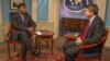 معاون وزیر خارجہ ڈین فیلڈمین ’وائس آف امریکہ‘ کے فیض رحمان کو انٹرویو دیتے ہوئے۔ فوٹو بشکریہ محکمہ خارجہ