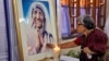  Pope Sets September 4 Sainthood for Mother Teresa