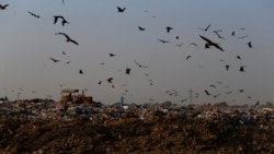 رپورٹ کے مطابق پاکستان میں ماحولیاتی تبدیلیوں کی تباہ کاریوں کی وجہ سے گزشتہ دو دہائیوں میں لگ بھگ 10 ہزار لوگ ہلاک ہوئے۔ (فائل فوٹو)