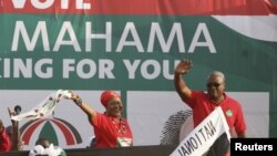 John Dramani Mahama em campanha eleitoral