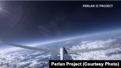 The Perlan II flies at 15,902 meters above the mountains of Argentina. The aircraft set an altitude record for powerless flight.