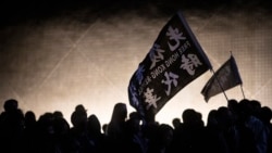 ဟောင်ကောင်မှာ အိမ်လုပ်ဗုံးစမ်းသပ်သူများ ဖမ်းမိ