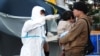 ژاپنی های آسيب ديده از زلزله و سونامی با وضعيت اضطراری اتمی نيز مواجه شده اند