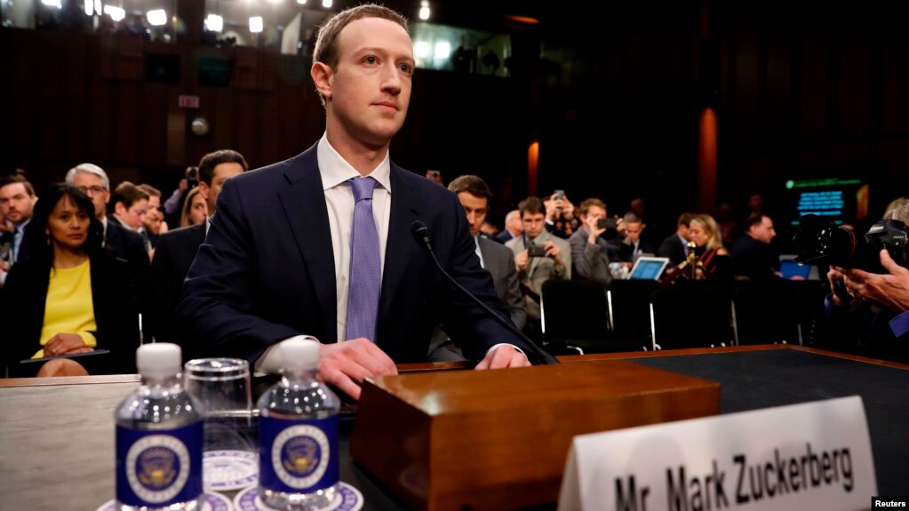 Hasil gambar untuk Facebook's Zuckerberg faces Senate hearing but little hope for action